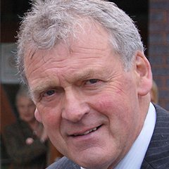 Portrait of Glyn Davies