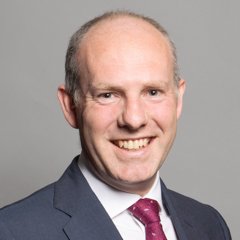 Portrait of Justin Tomlinson