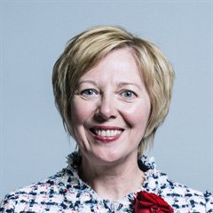Portrait of Lesley Laird