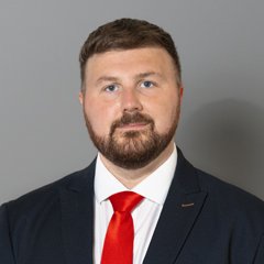 Portrait of Chris Webb